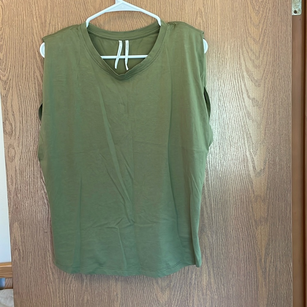 Anthropologie T shirt